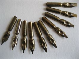 Atopero Round Hand - Atopero Round Hand č.1