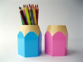 Stojánek na tužky - pastelka